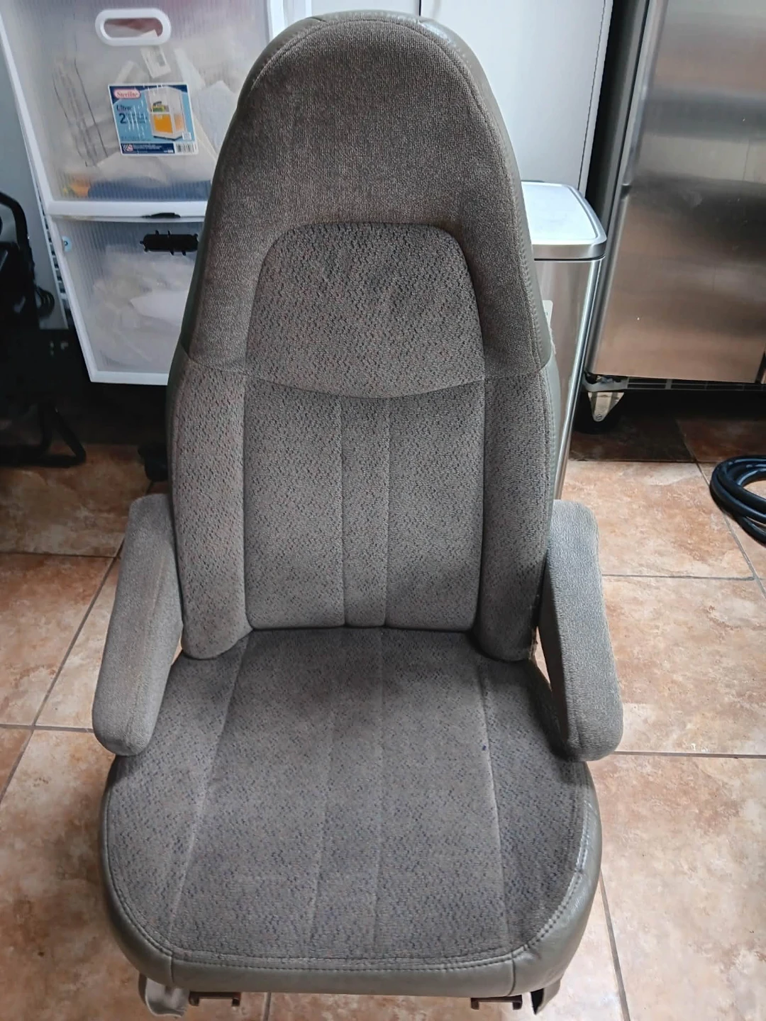 Chevy Astro Van seats - photo 3