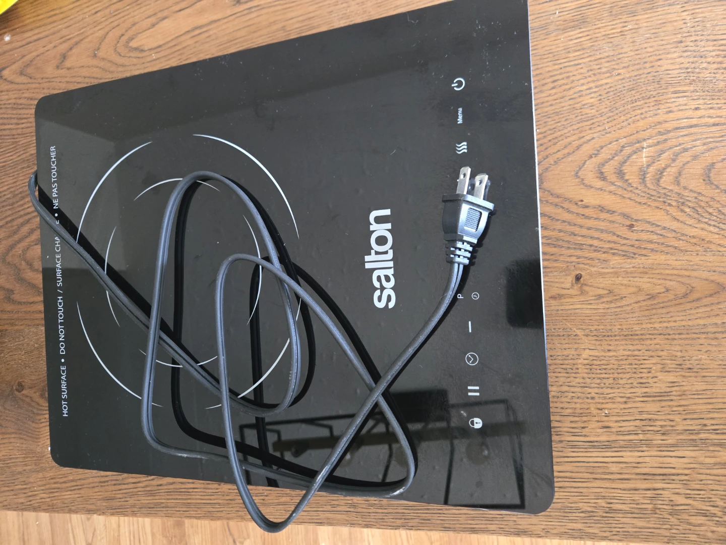 Salton Slim Induction Cooktop ID2066 - photo 2