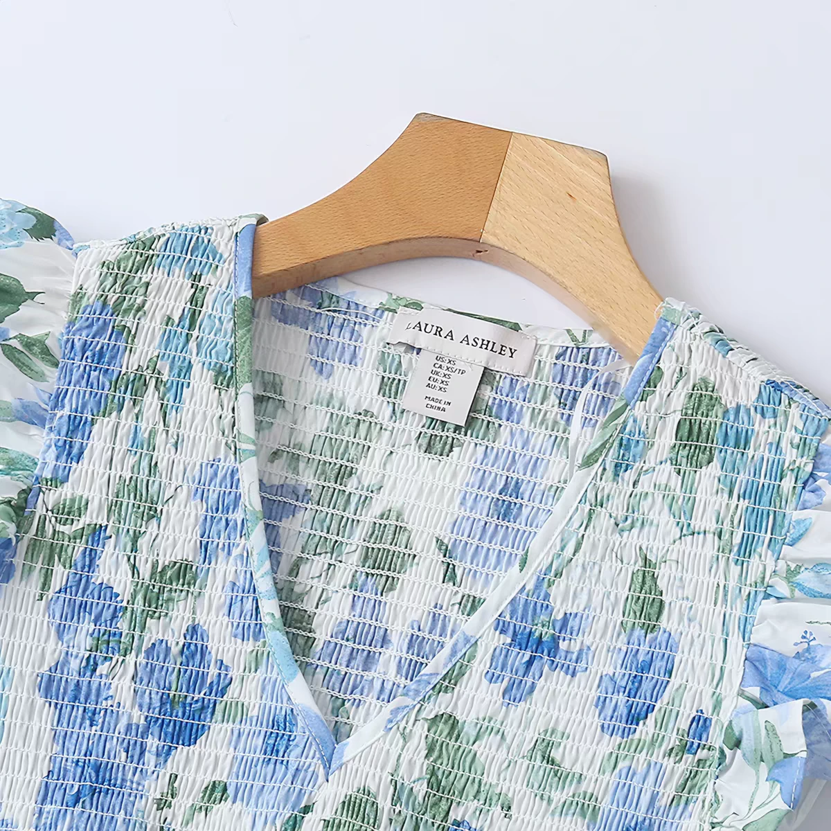 New with tag Laura Ashley Floral Smocked Dress - photo 3