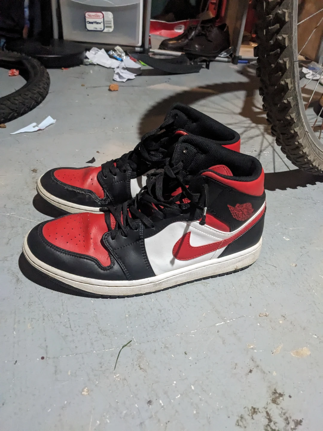 Air Jordan 1 Mid Sneakers - photo 2