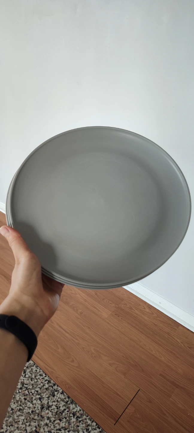 Set of 3 Grey Plastic Plates - photo 3