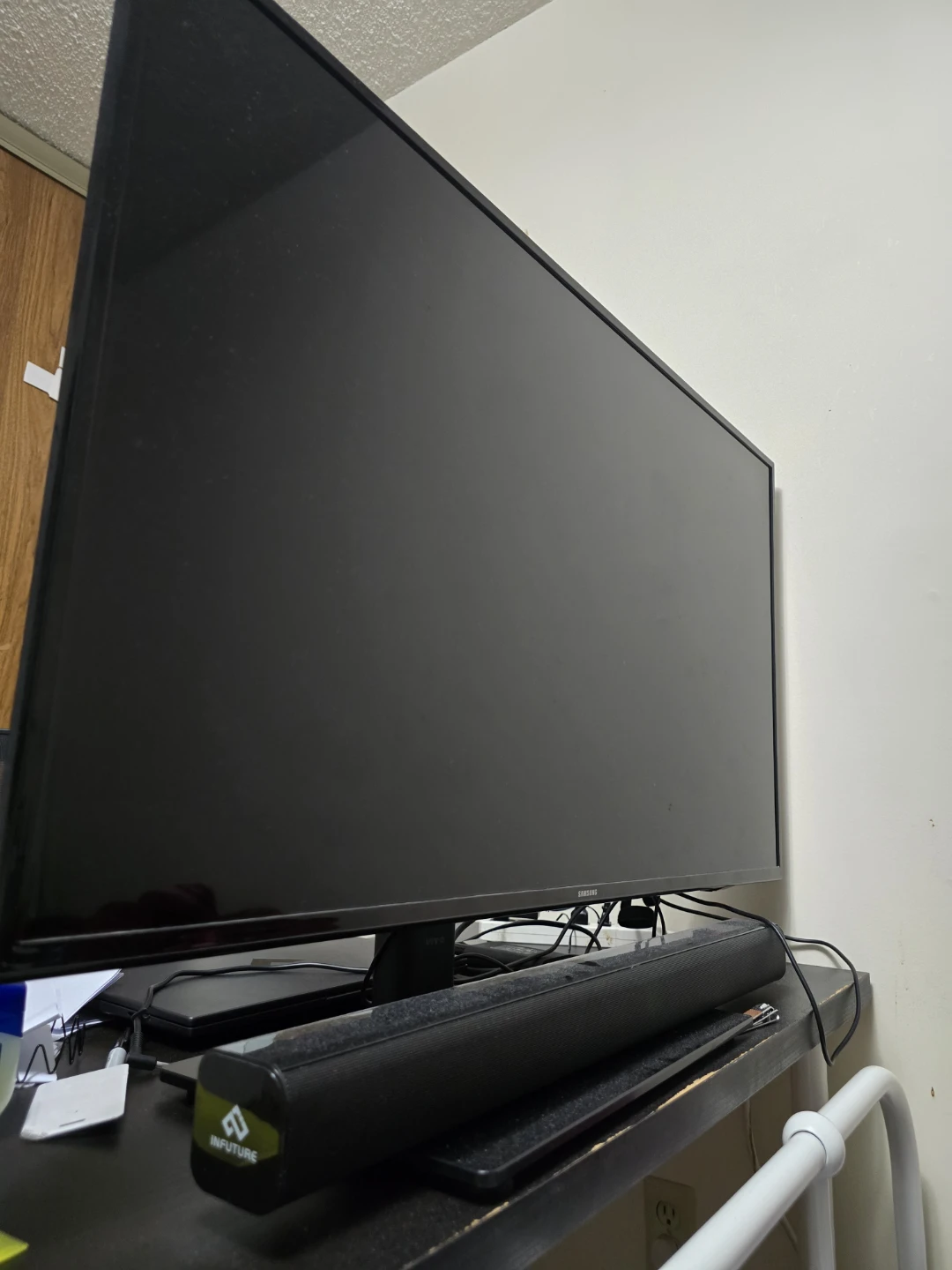 Samsung  43" Smart TV