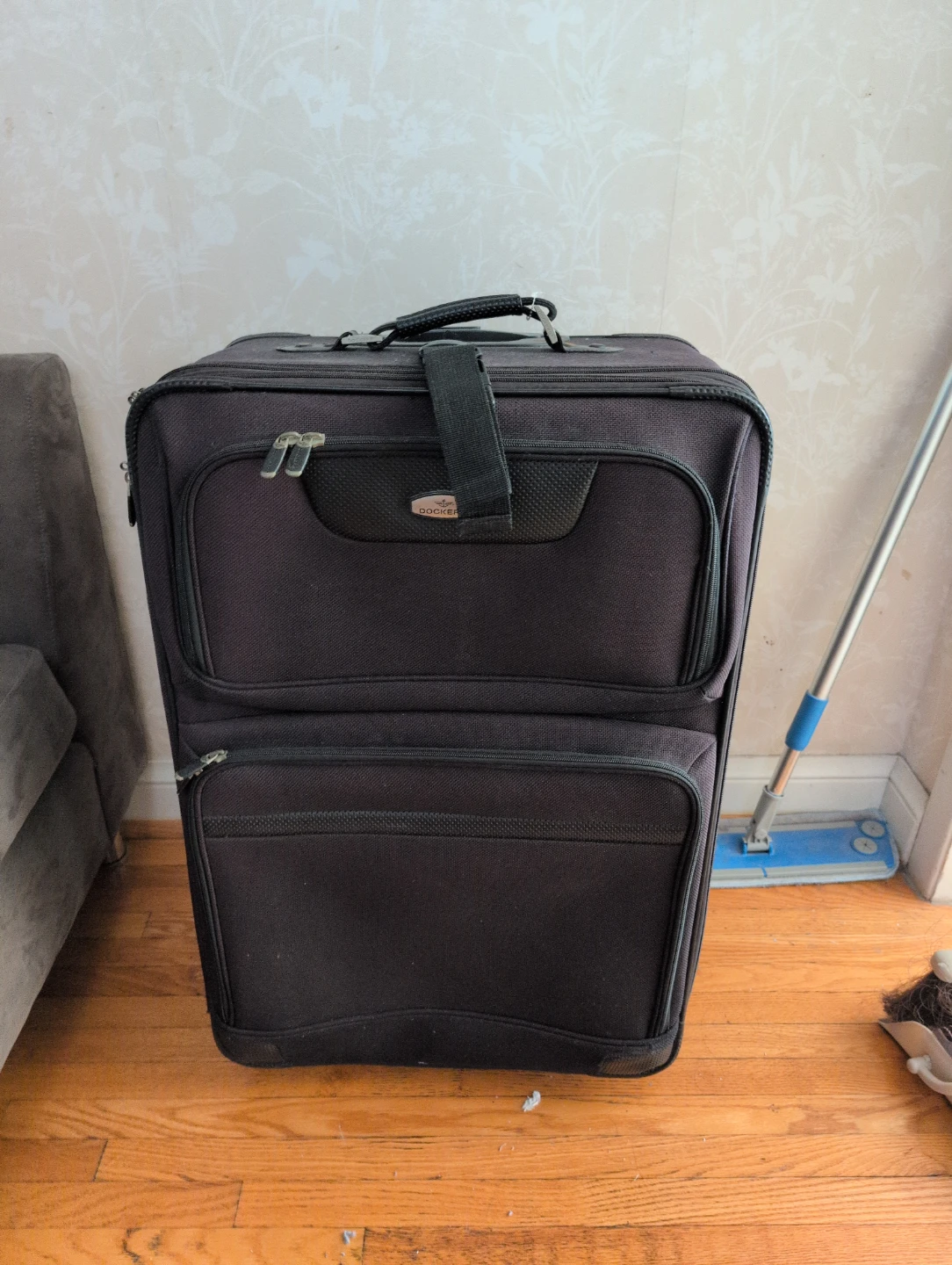 Dockers Suitcase