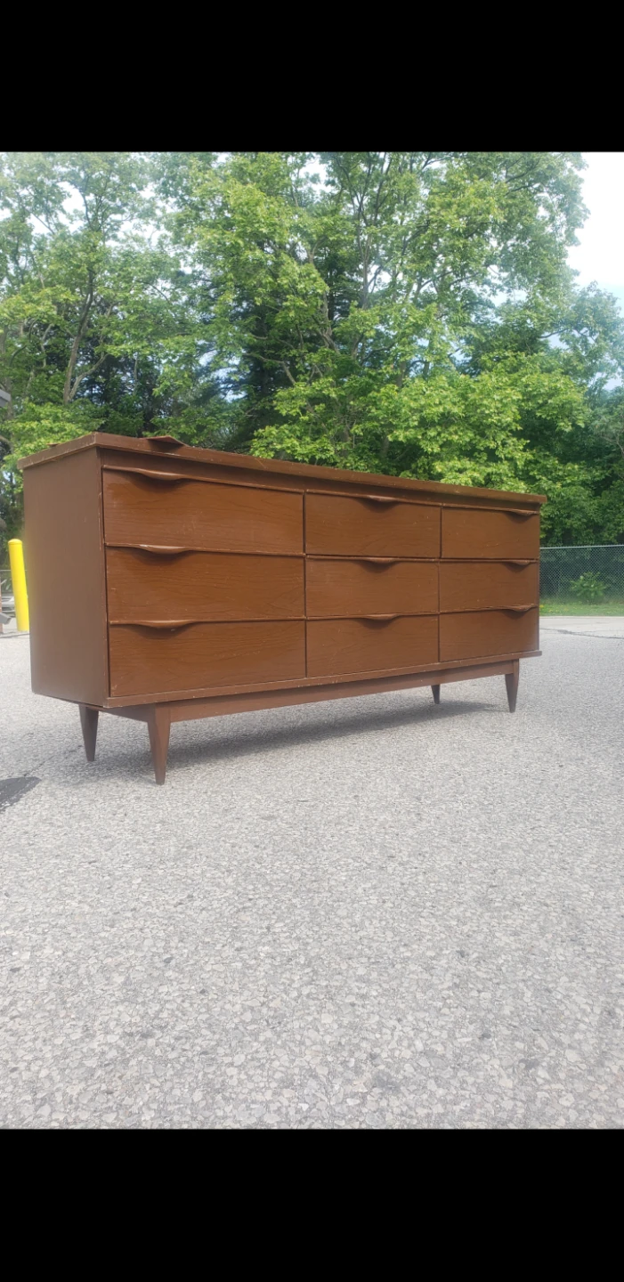 Mid-Century Modern 9 Drawer Dresser
