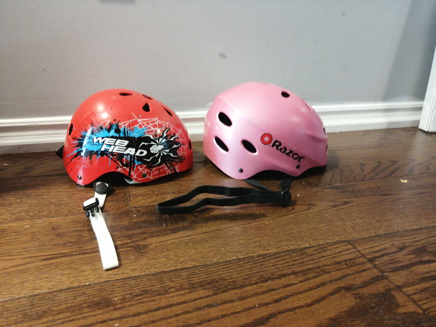 Bike Helmets 5 dollars each - photo 2