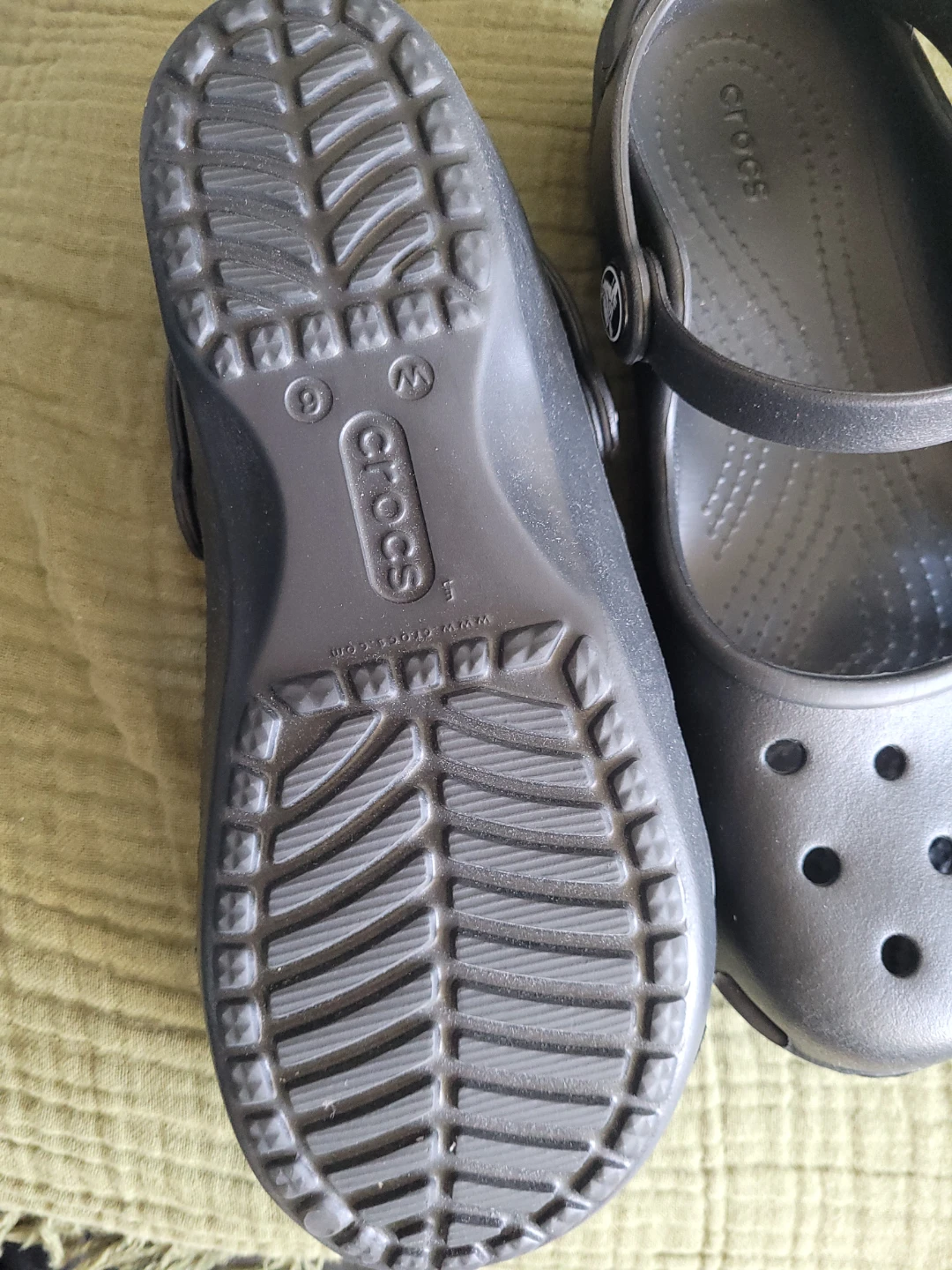 Crocs Mary Jane Flats Black Women's Size 8 - photo 2