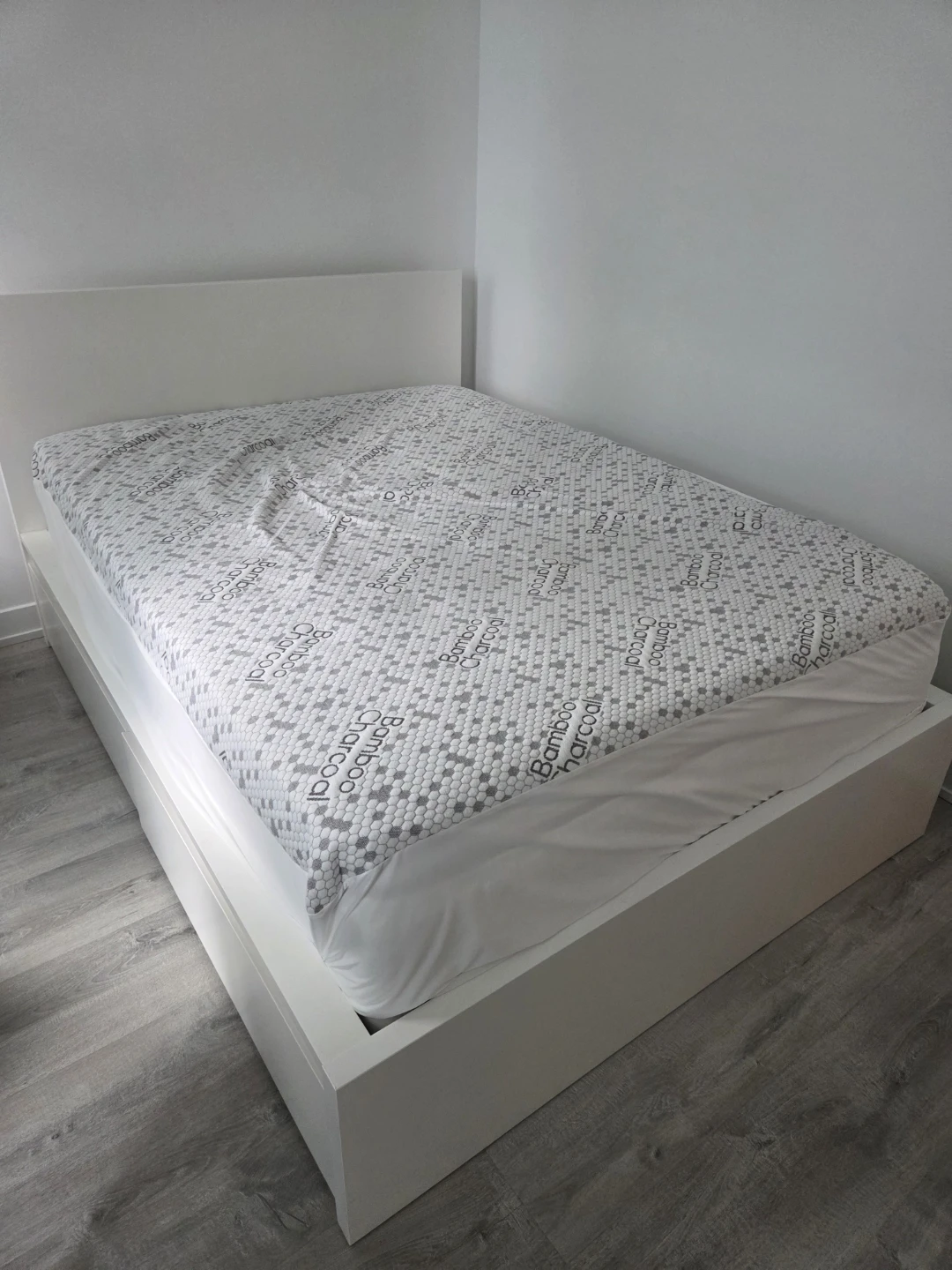 Ikea MALM Bed Frame Full Size + Mattress - photo 2