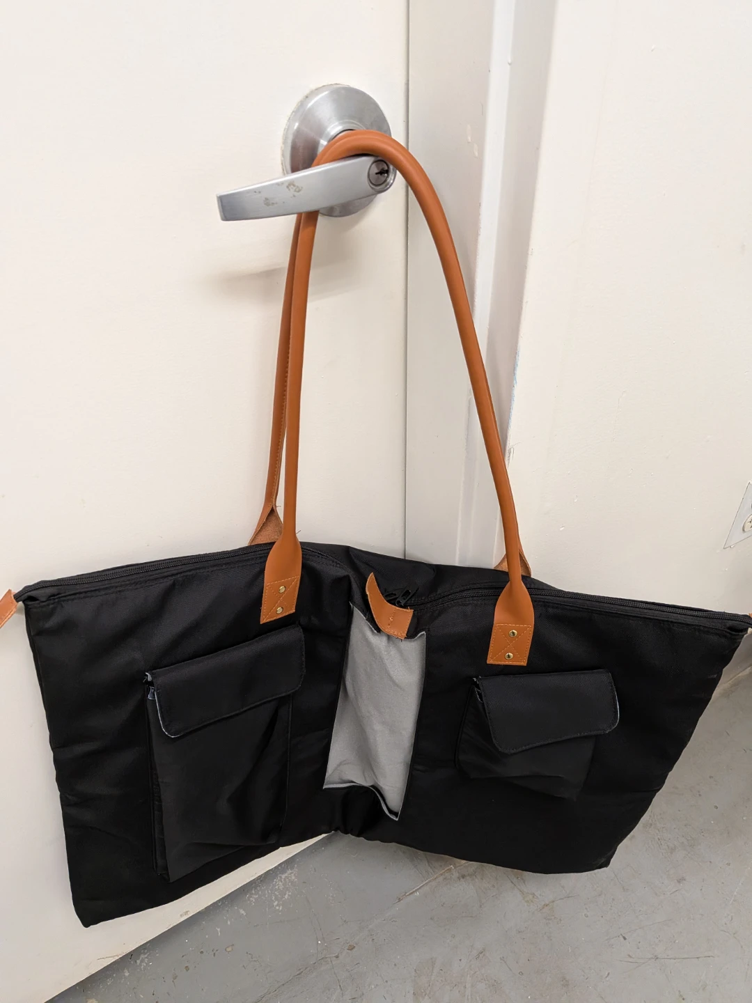 27 Inch Monitor Carrying Case, Travel Suitcase for LCD Screen - photo 2