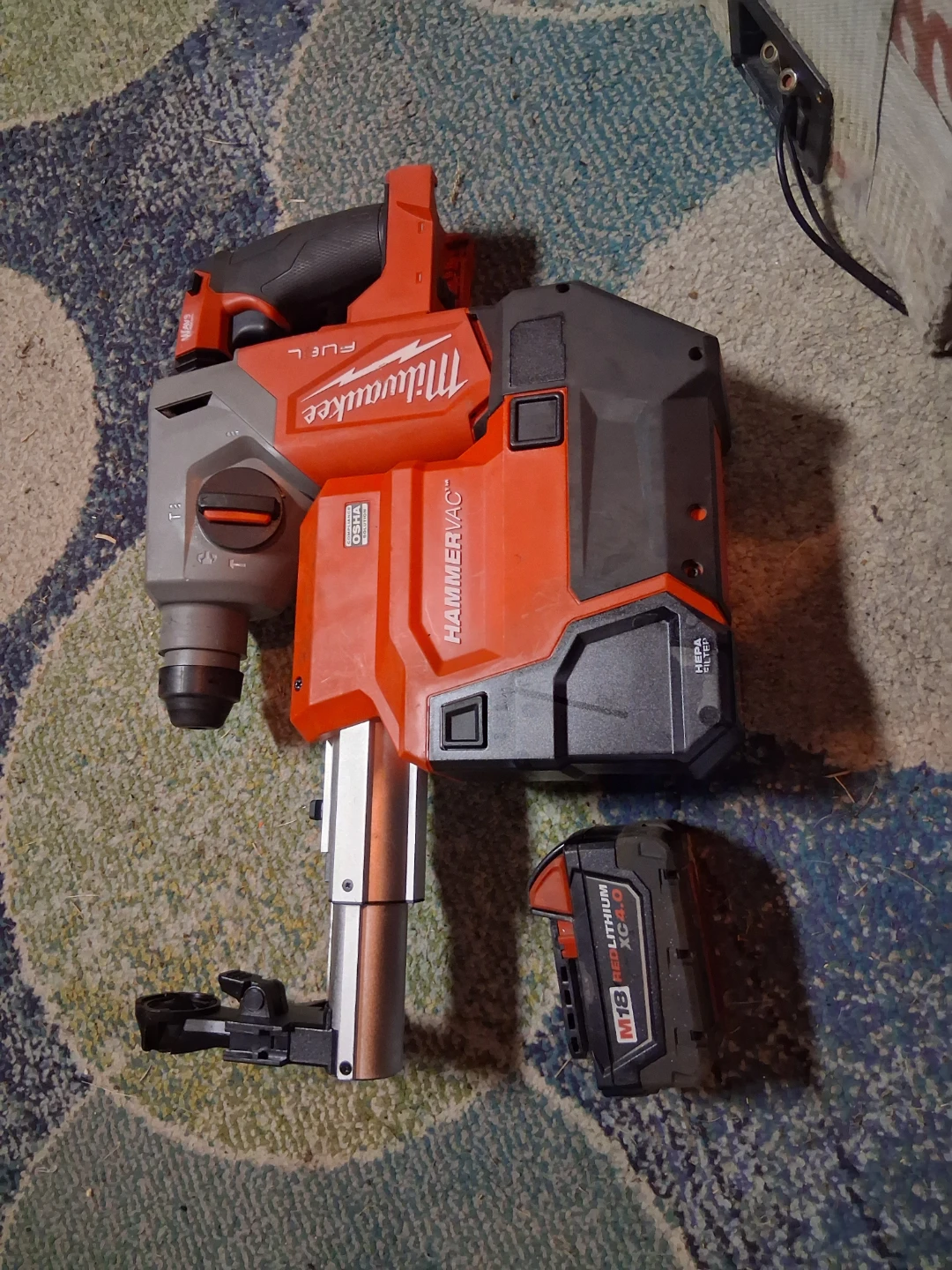 Milwaukee Hammer Vac SDS Plus Rotary Hammer & Dust Extractor - photo 2
