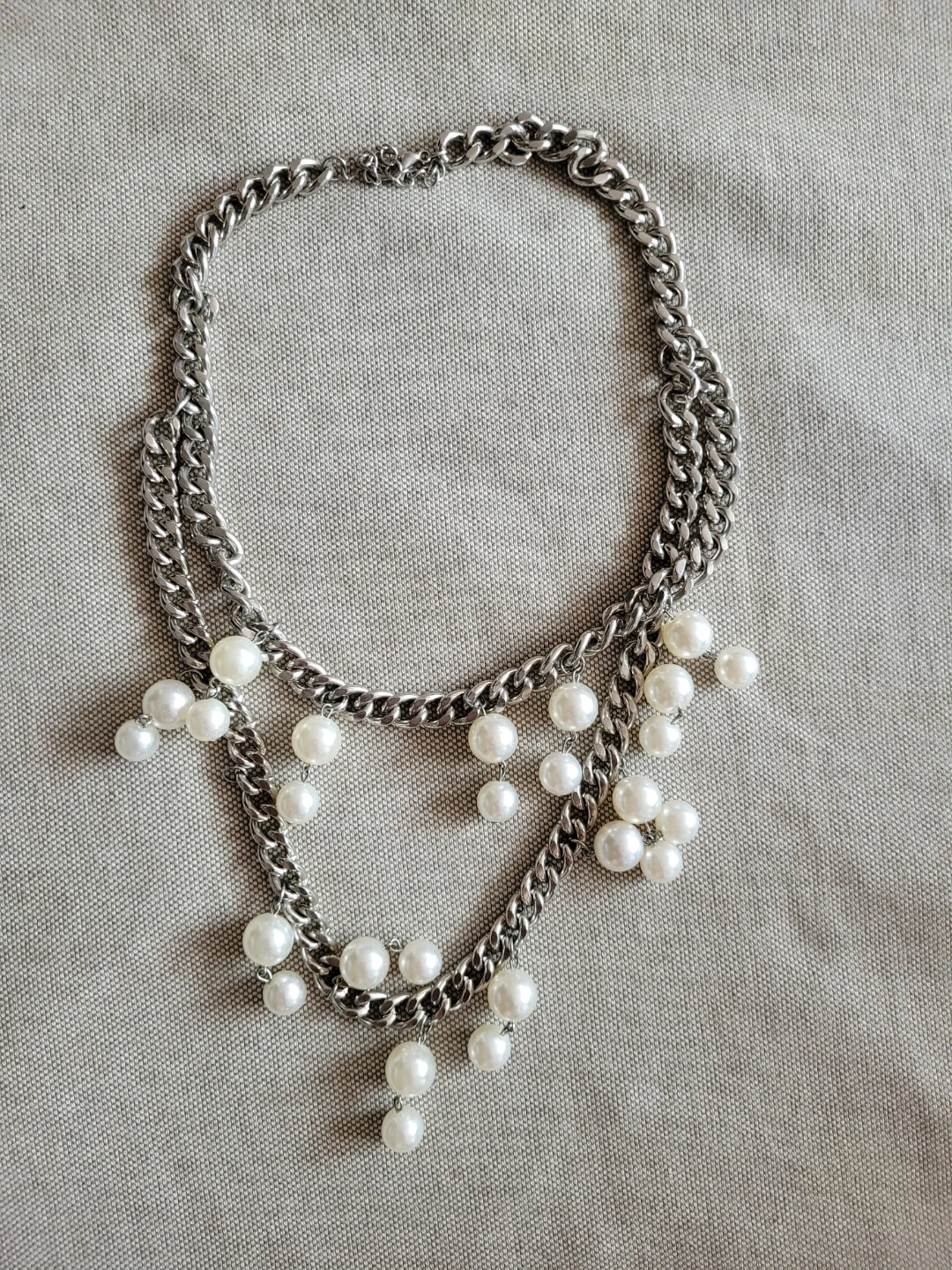 Silver-tone Chain Necklace with Faux Pearls