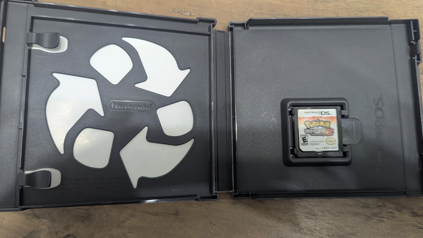 Nintendo DS Pokemon White 2 CIB - photo 3