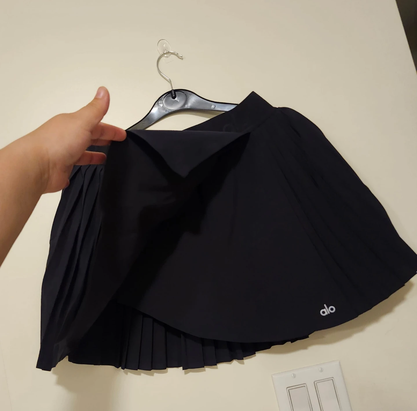 Alo Yoga Black Pleated Skort - photo 2