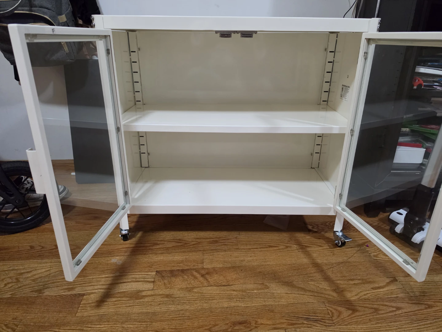 White Metal and Glass Cabinet with Wheels - photo 4