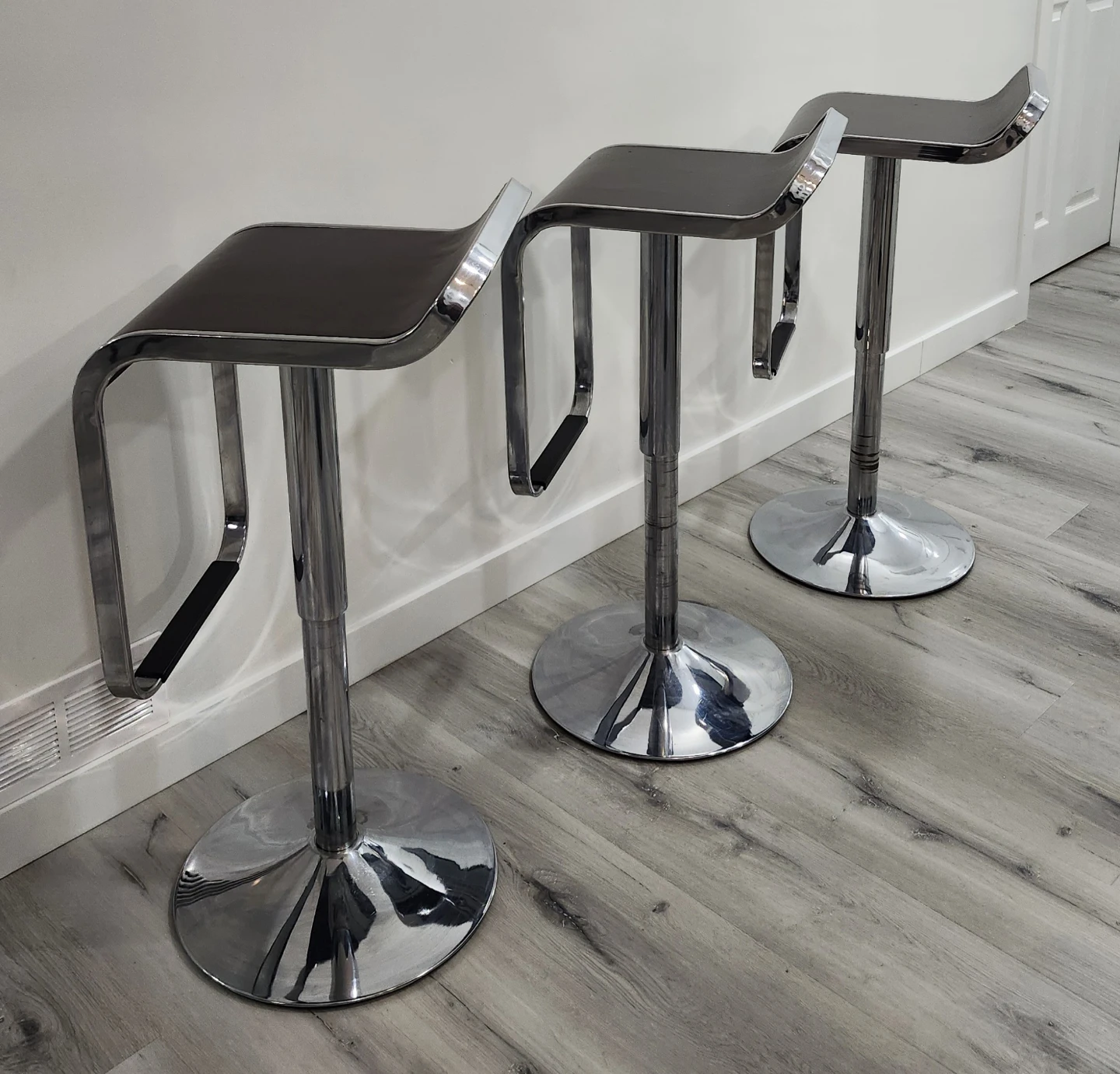 Bar Stools - photo 4