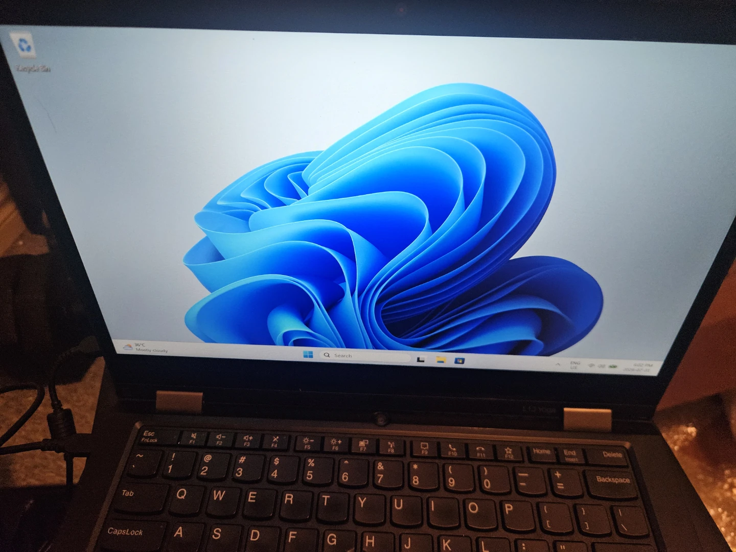 Lenovo yoga x360 touchscreen 11gen  Ultra-slim