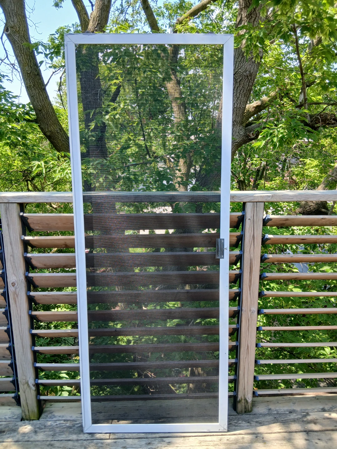 Sliding screen door