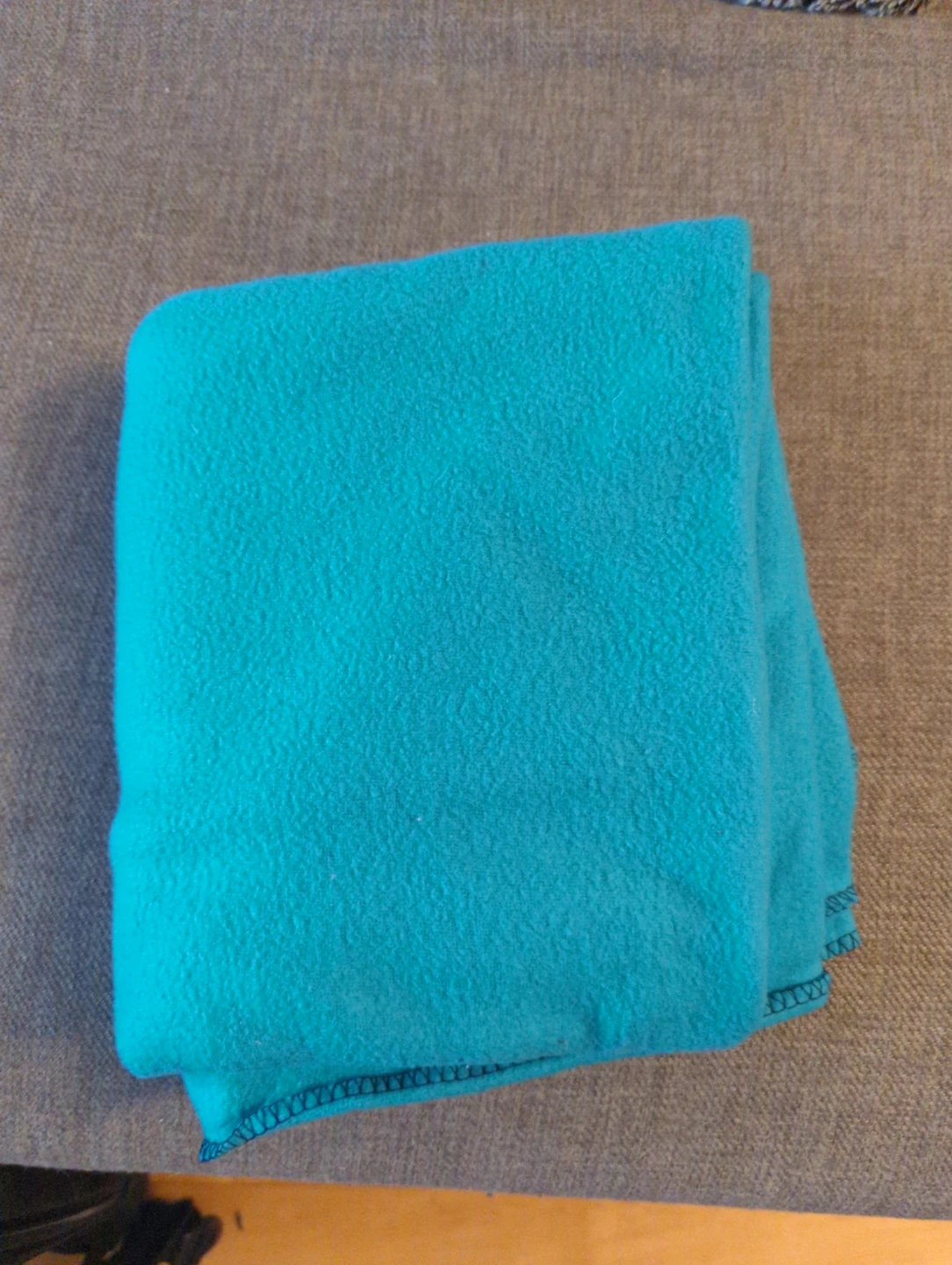 FREE Turquoise Fleece Blanket