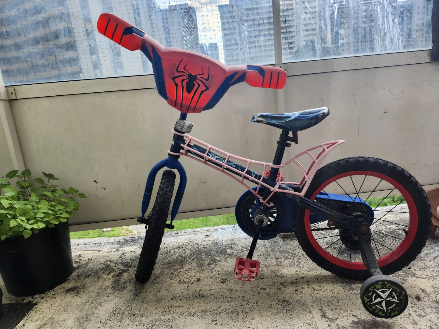 Kids Spiderman Bicycle with Training Wheels