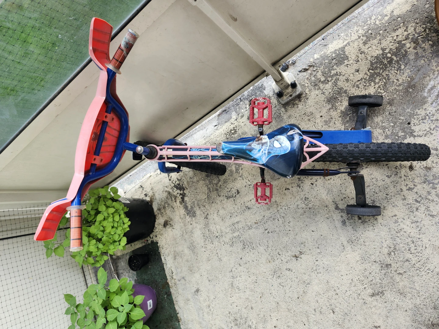 Kids Spiderman Bicycle with Training Wheels - photo 2