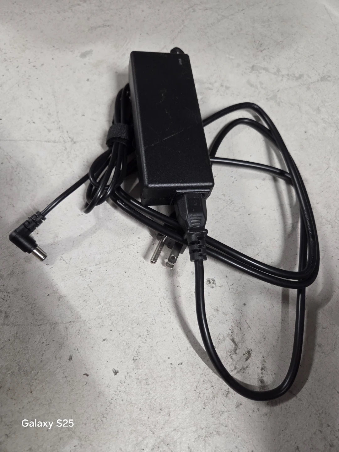 AC Adapter Power Supply - photo 2