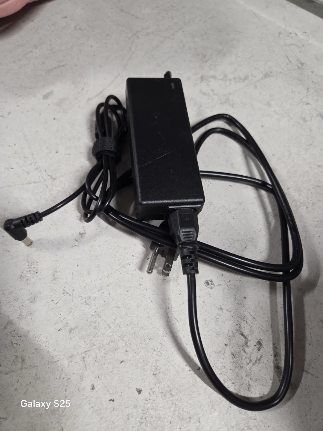 AC Adapter Power Supply - photo 3