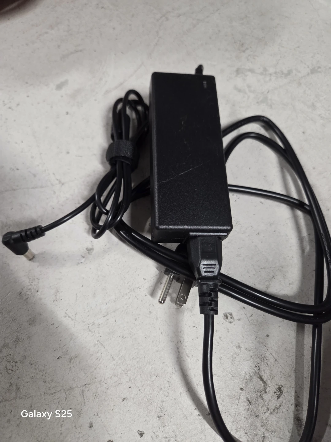 AC Adapter Power Supply - photo 5