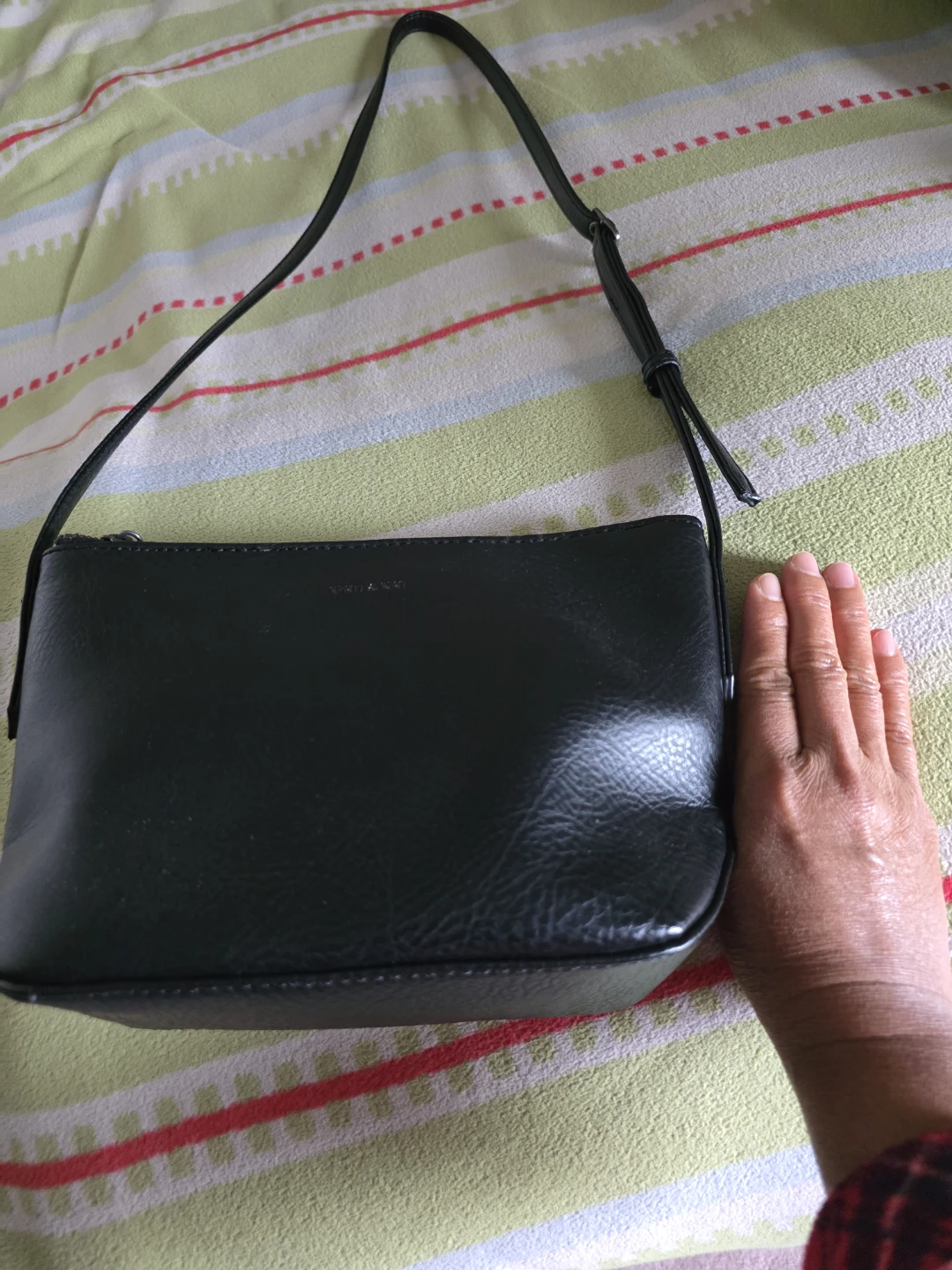 Matt & Nat Black Faux Leather Shoulder Bag - photo 3