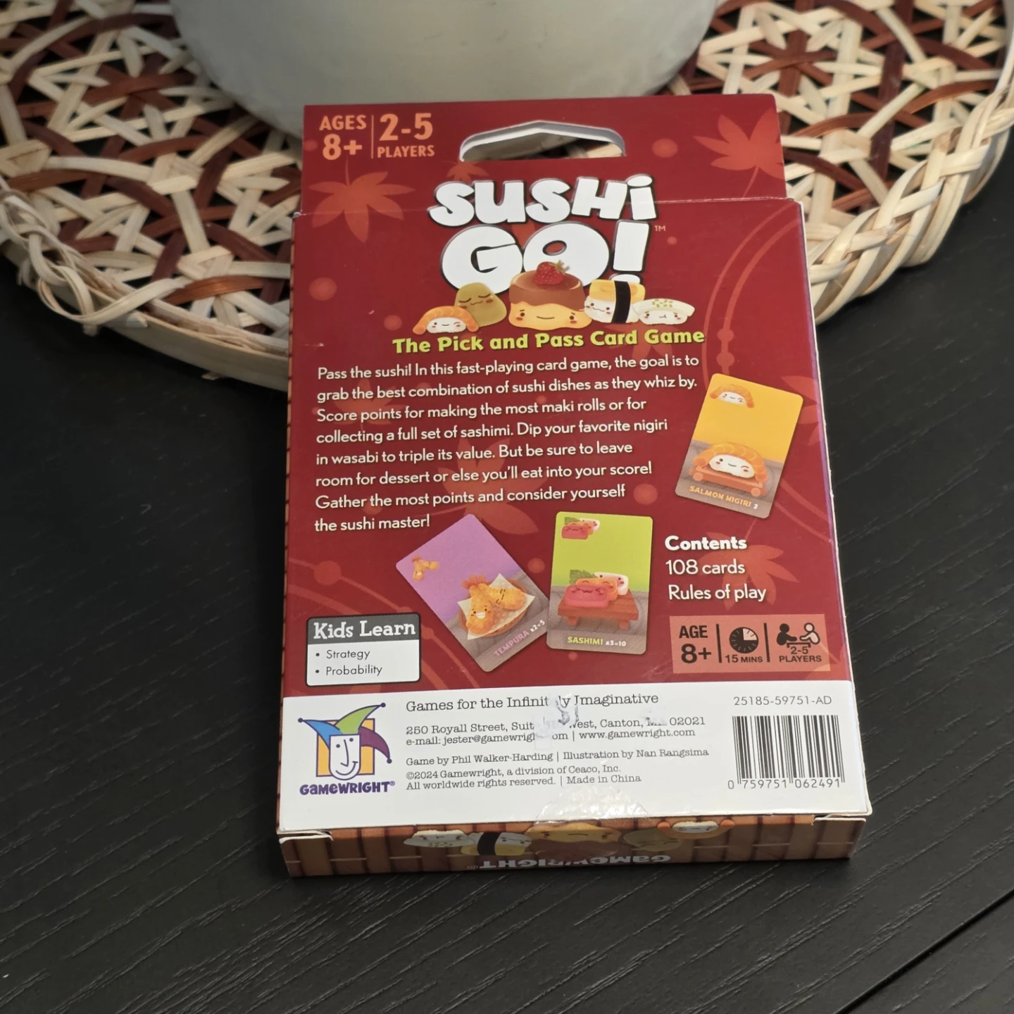 Gamewright Sushi Go! The Pick and Pass Card Game - photo 3