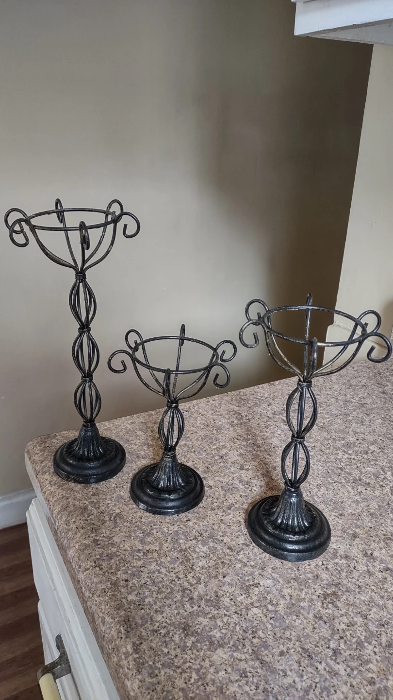 Set of 3 Black Metal Pedestal Candle Holders
