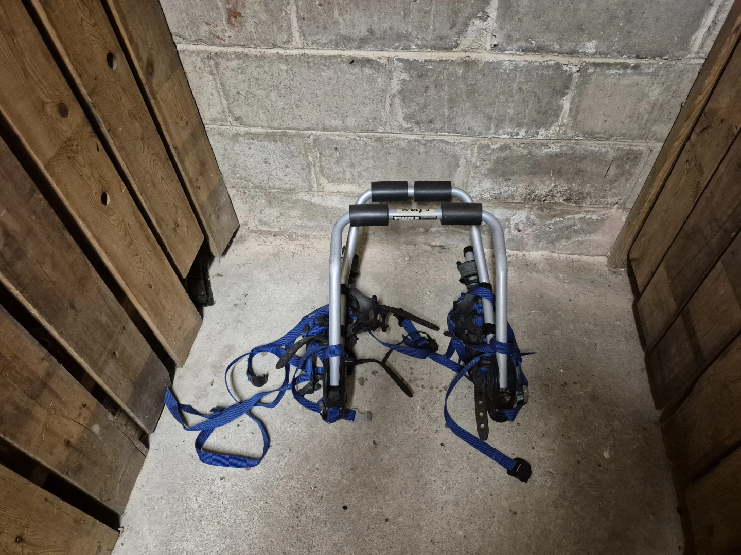 Thule Bike Rack - photo 2
