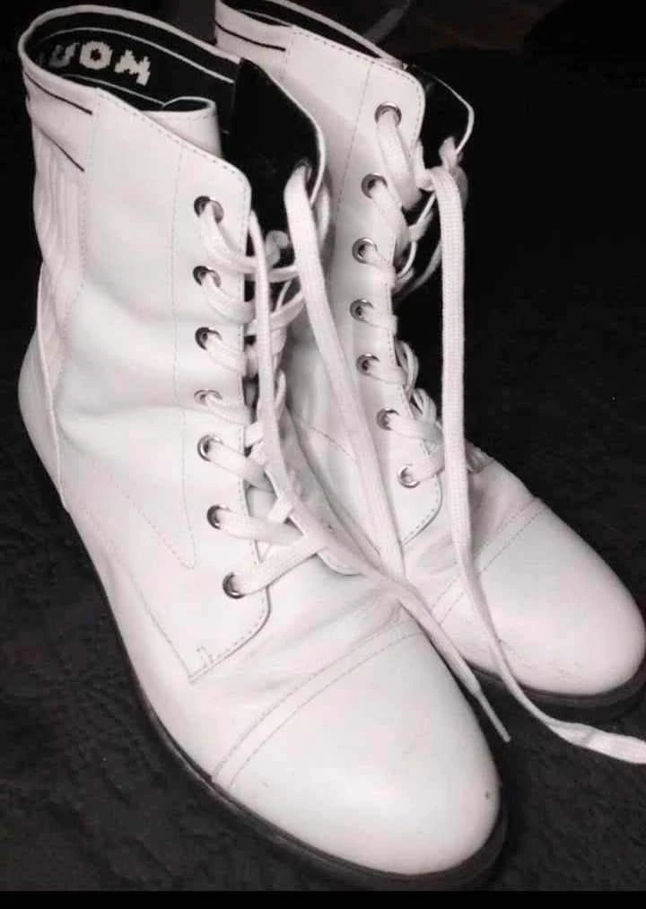 White Lace-Up Combat Boots open to trades