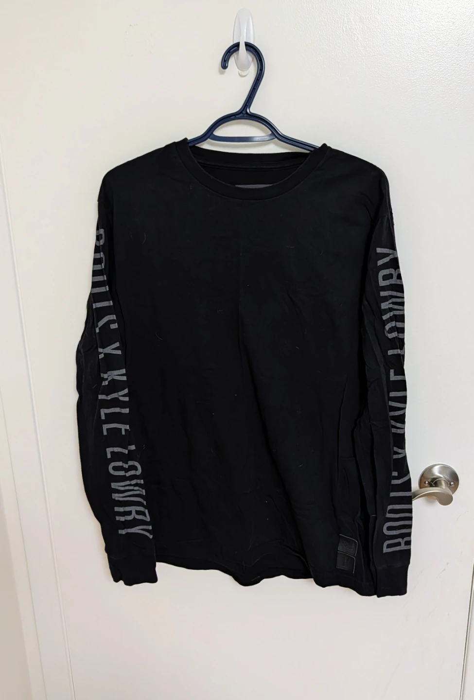 Roots x Kyle Lowry Black Long Sleeve Shirt - Men's Medium
