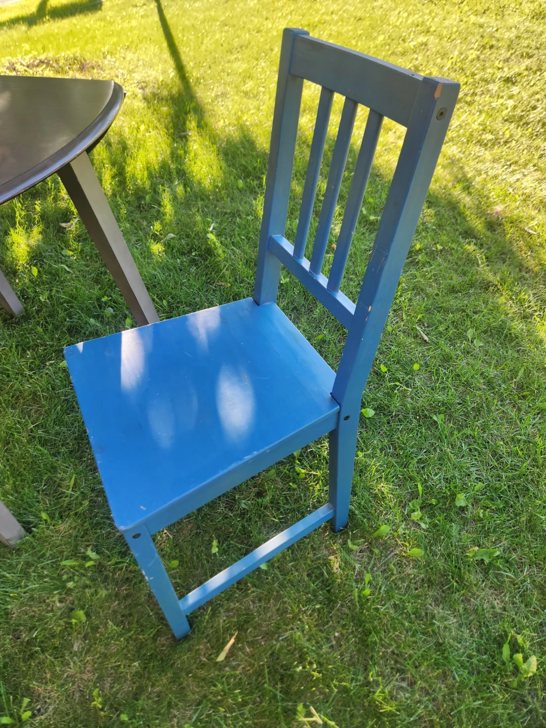 Round wood Table and Blue Chairs Set - photo 2