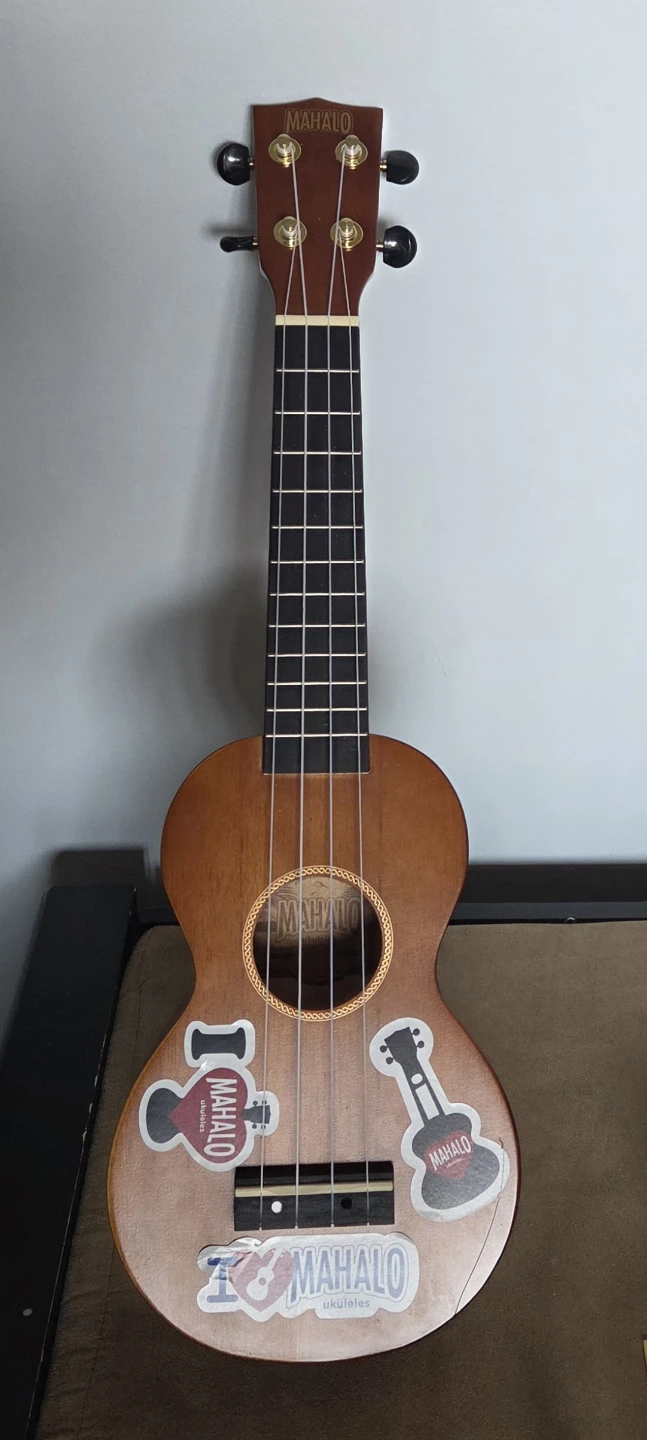 Mahalo Ukulele Starter Pack with Tuner and Accessories - photo 2