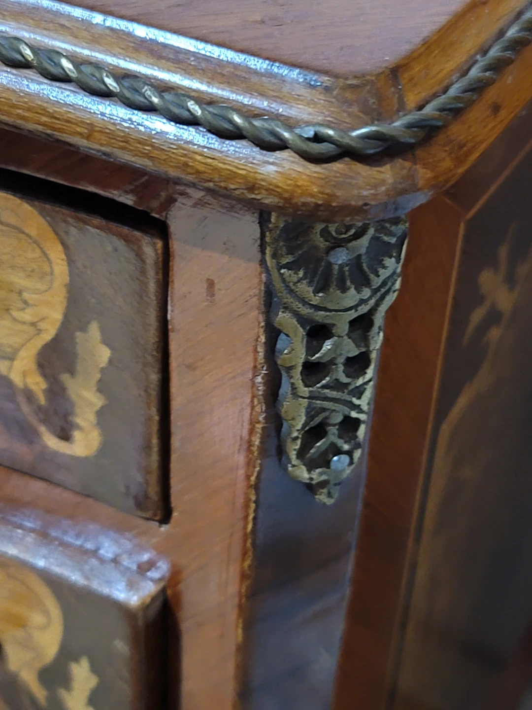 Vintage Inlaid Wood Chest of Drawers - photo 4