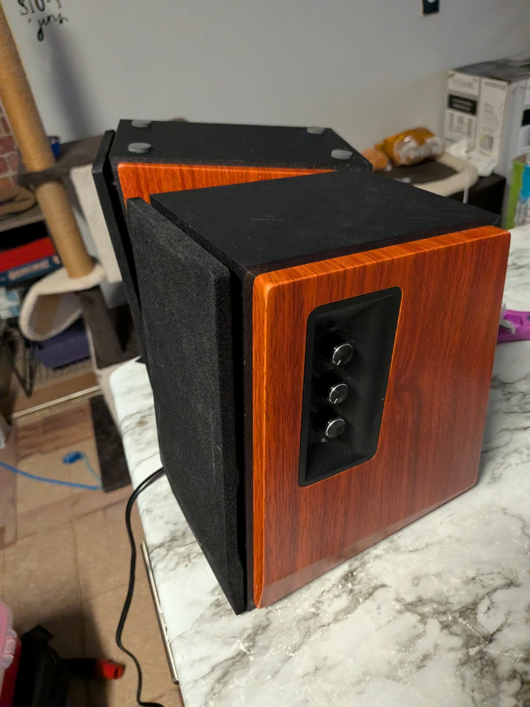 Edifier R1700BT Bookshelf Speakers