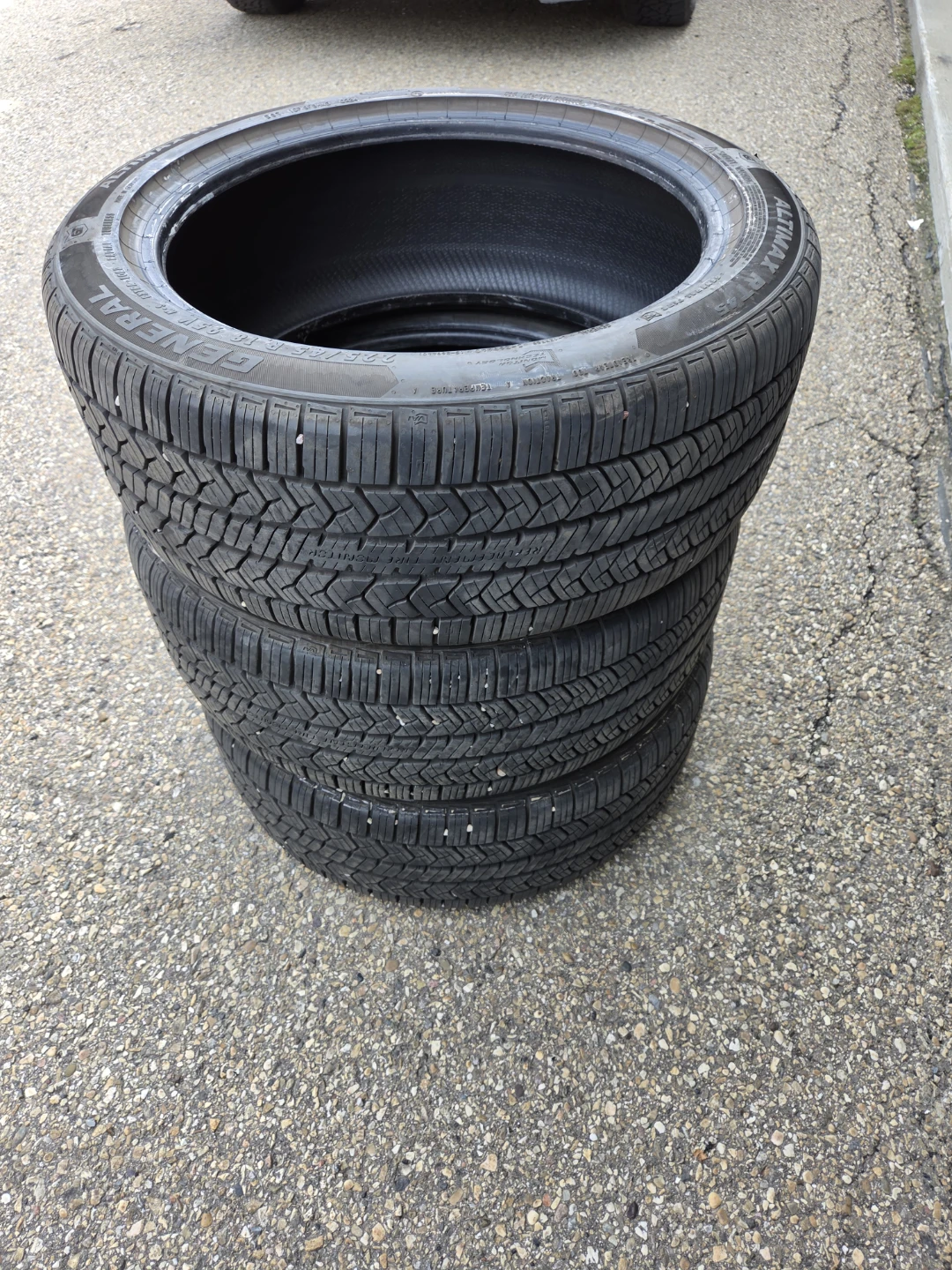 3 Tires General Altimax RT45 Tires 225/45R18