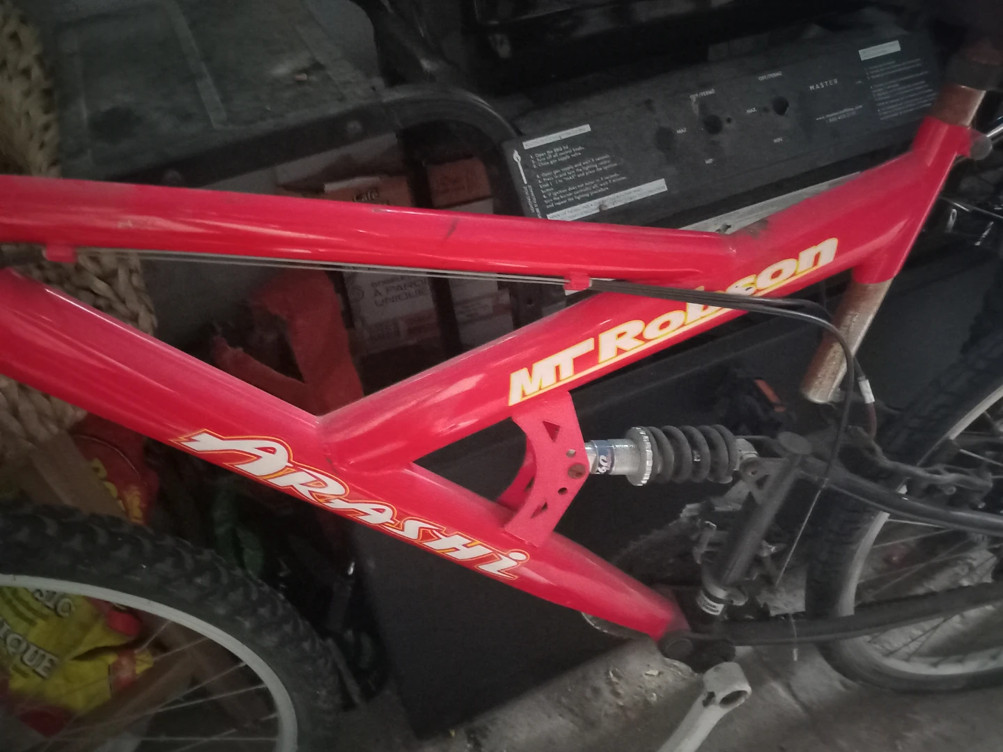 Red MTRobson 'Crash' Mountain Bike - photo 4