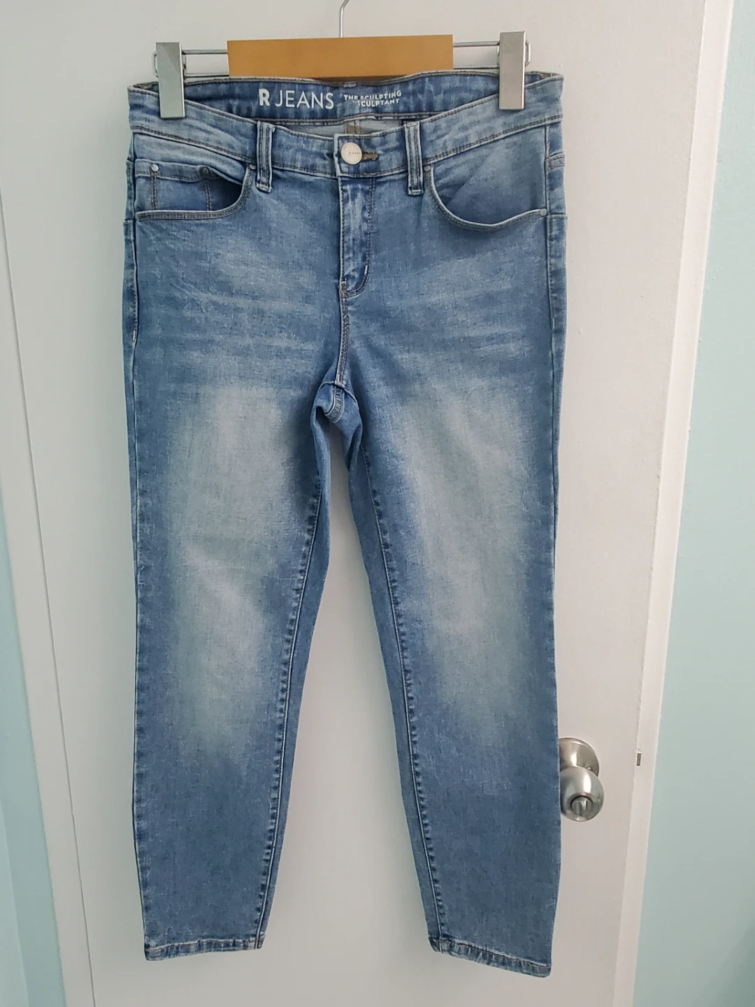 Reitmans Jeans "The Sculptant" Petite Jeans - Size 27 - photo 2