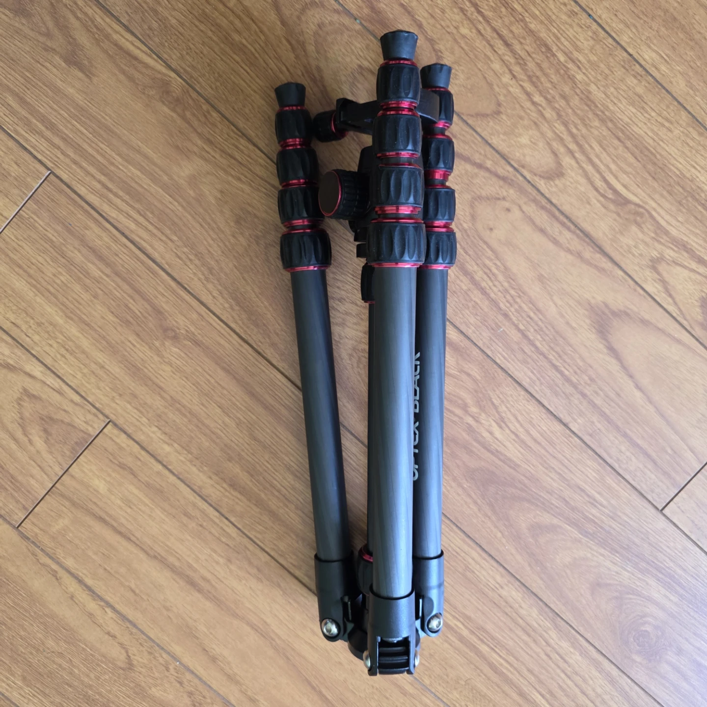Optex Black 5 Section Carbon Fibre Tripod with Carry Bag - photo 2