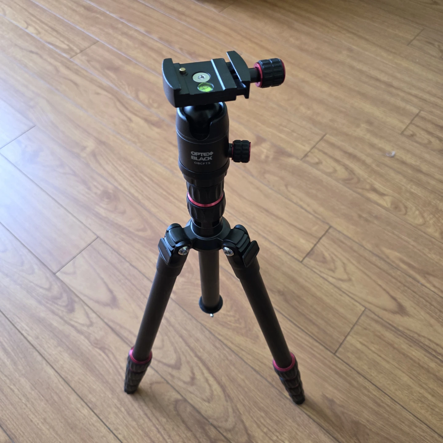 Optex Black 5 Section Carbon Fibre Tripod with Carry Bag - photo 4