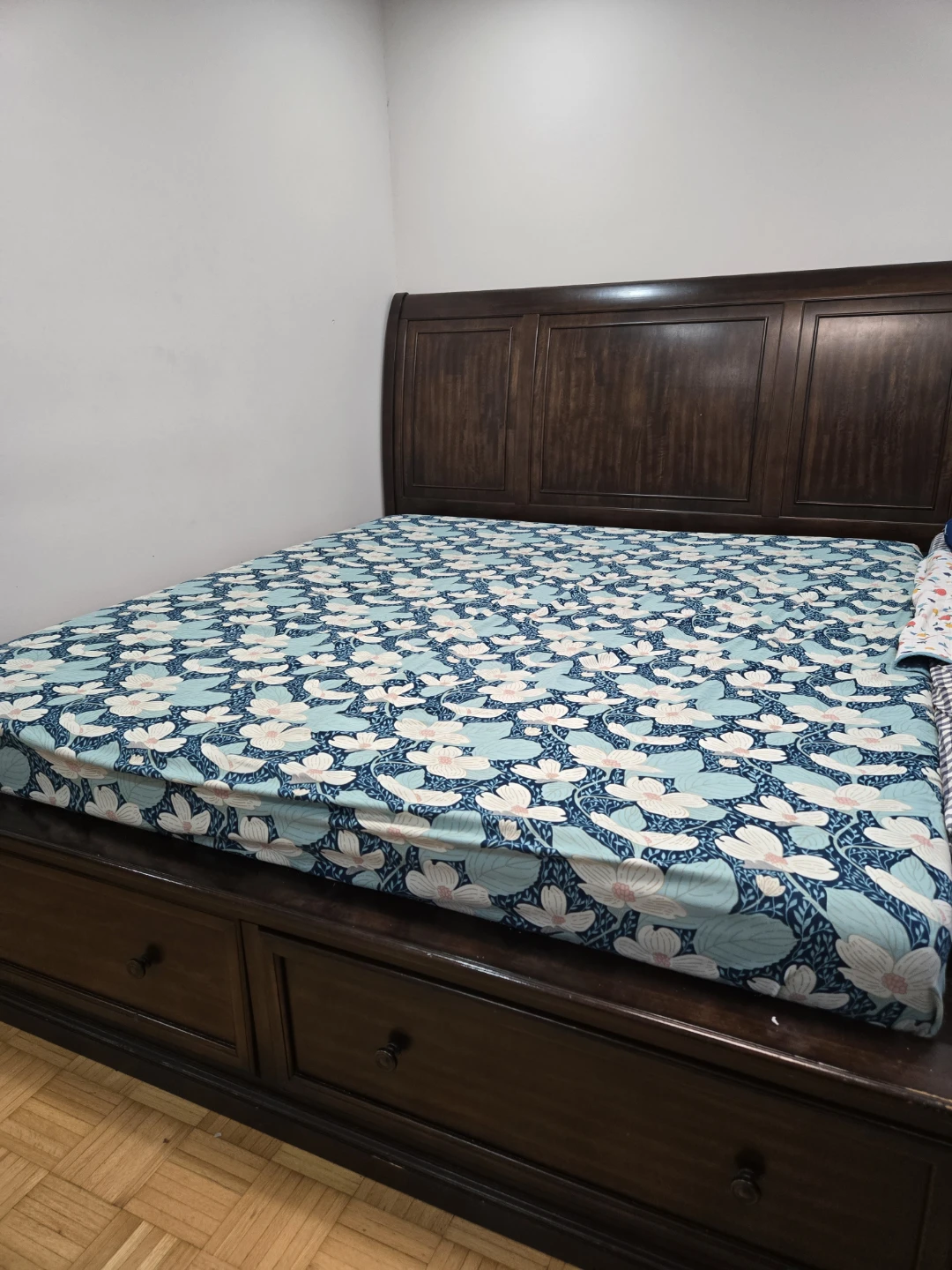 Green River Furniture Storage Bed Frame - photo 4