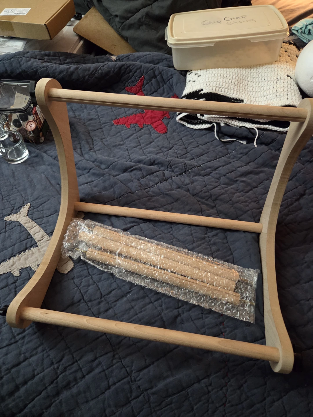 Cross stitch project holder brand new
