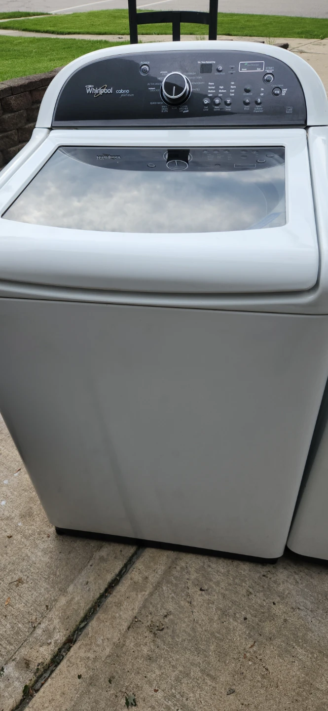 XL Capacity Whirlpool Cabrio Washer and  Gas  Dryer - photo 5