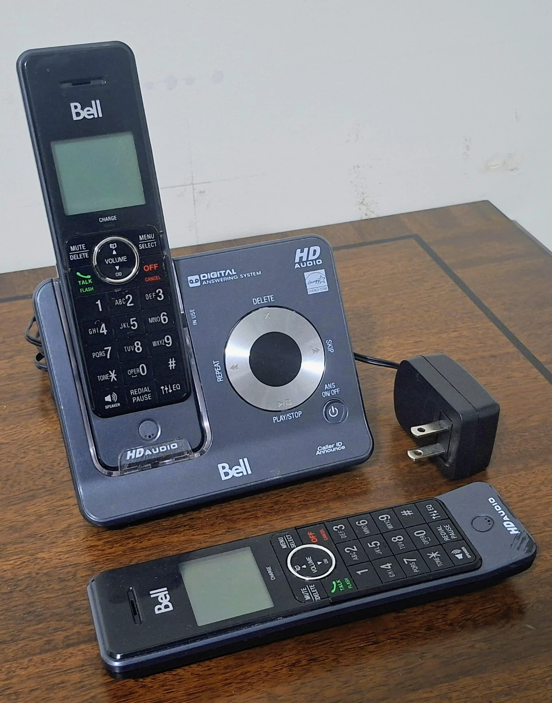 Bell HD Audio Cordless Phone System with Answering Machine - photo 2