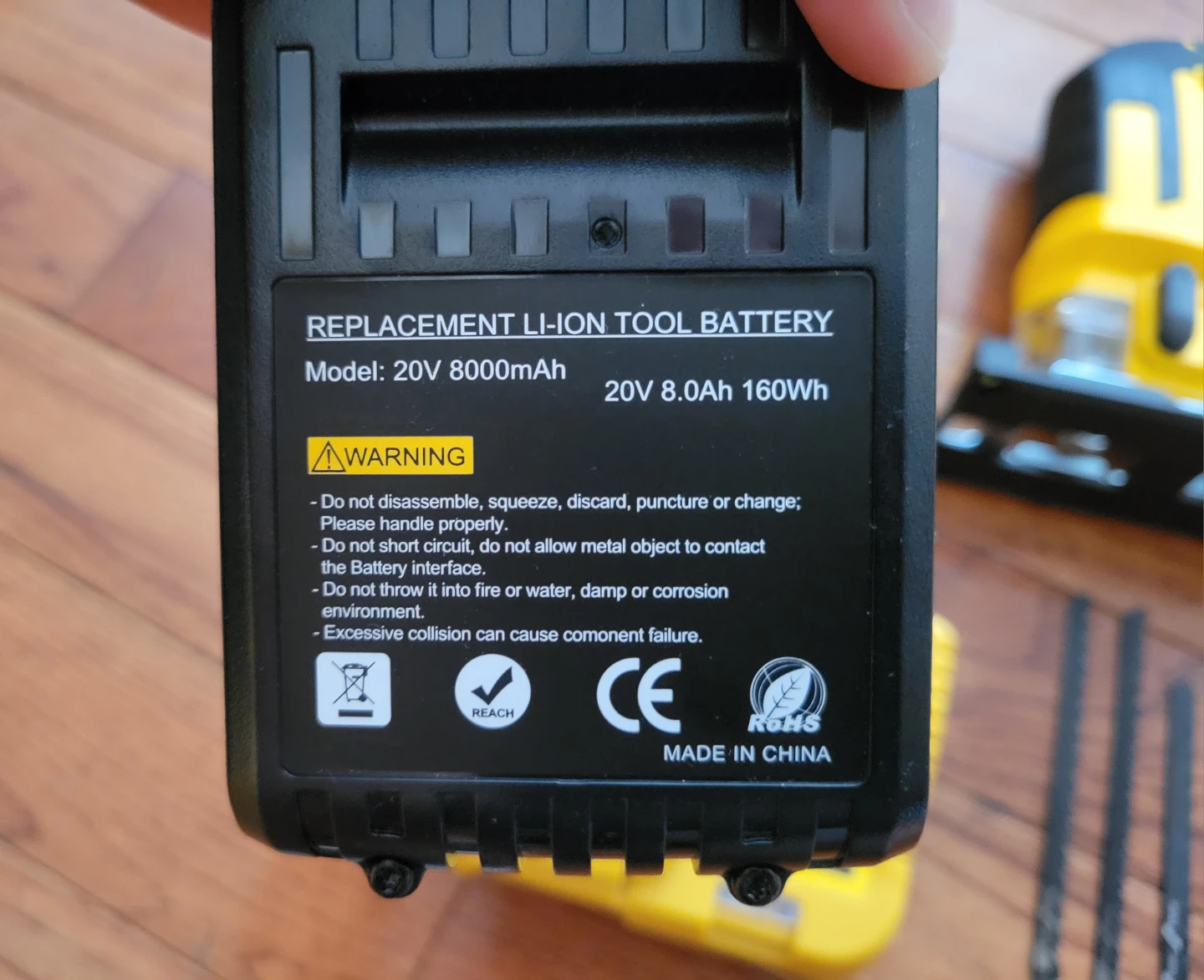 NEW Jigsaw Kit with 2 Batteries 8.0 Ah & Charger - photo 4