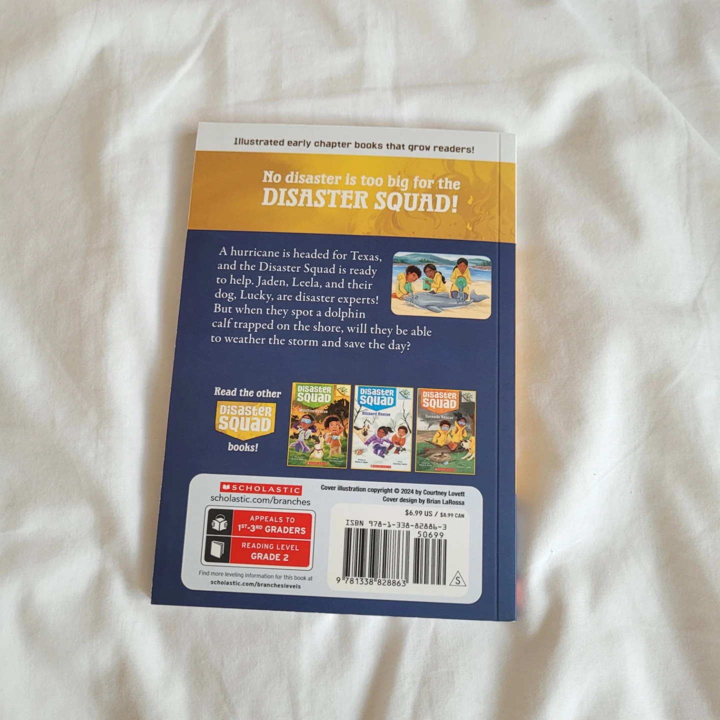 Disaster Squad: Hurricane Rescue Book by Scholastic - photo 2
