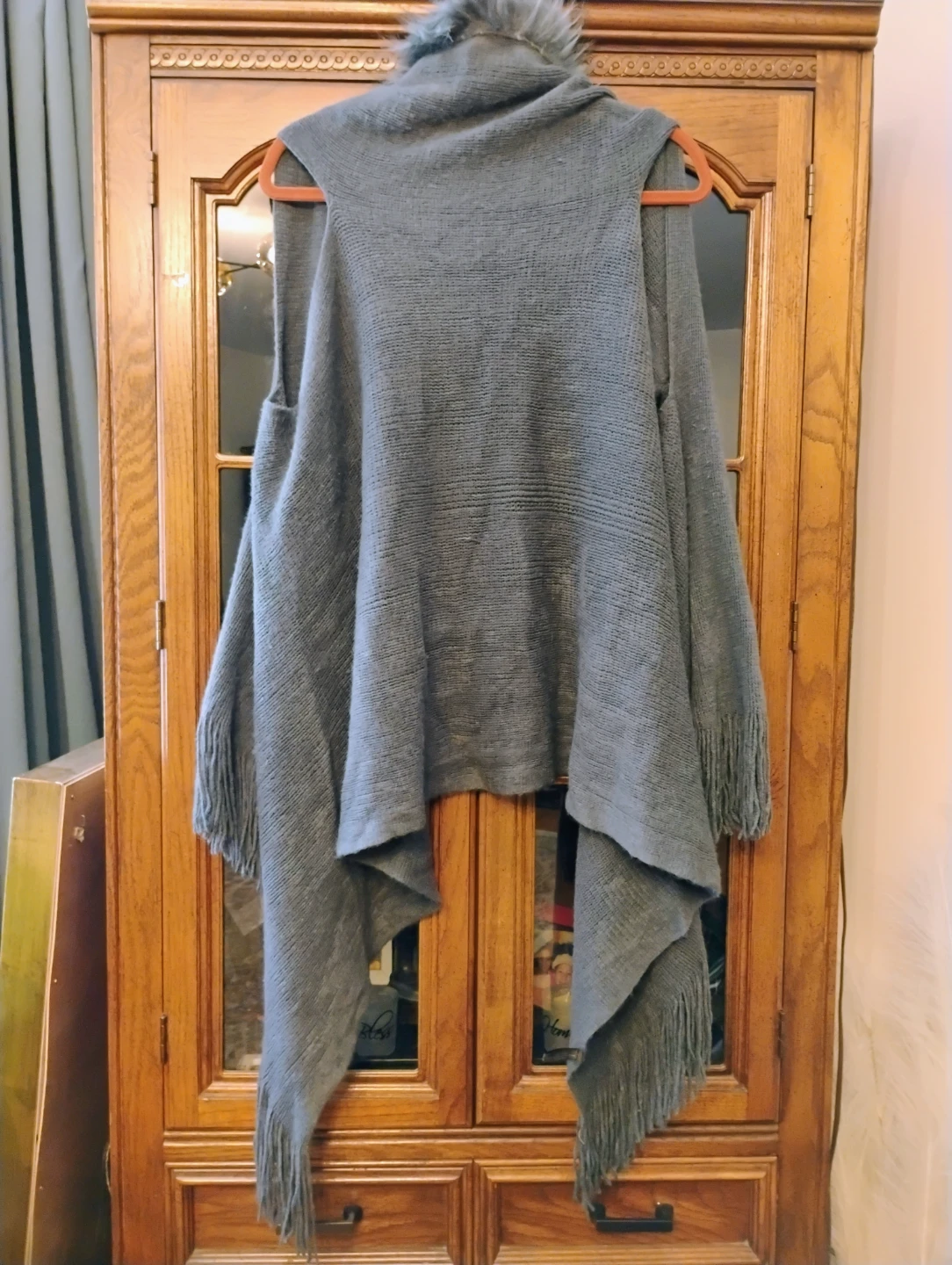 Gray Knit Poncho Vest with Faux Fur Collar - photo 5