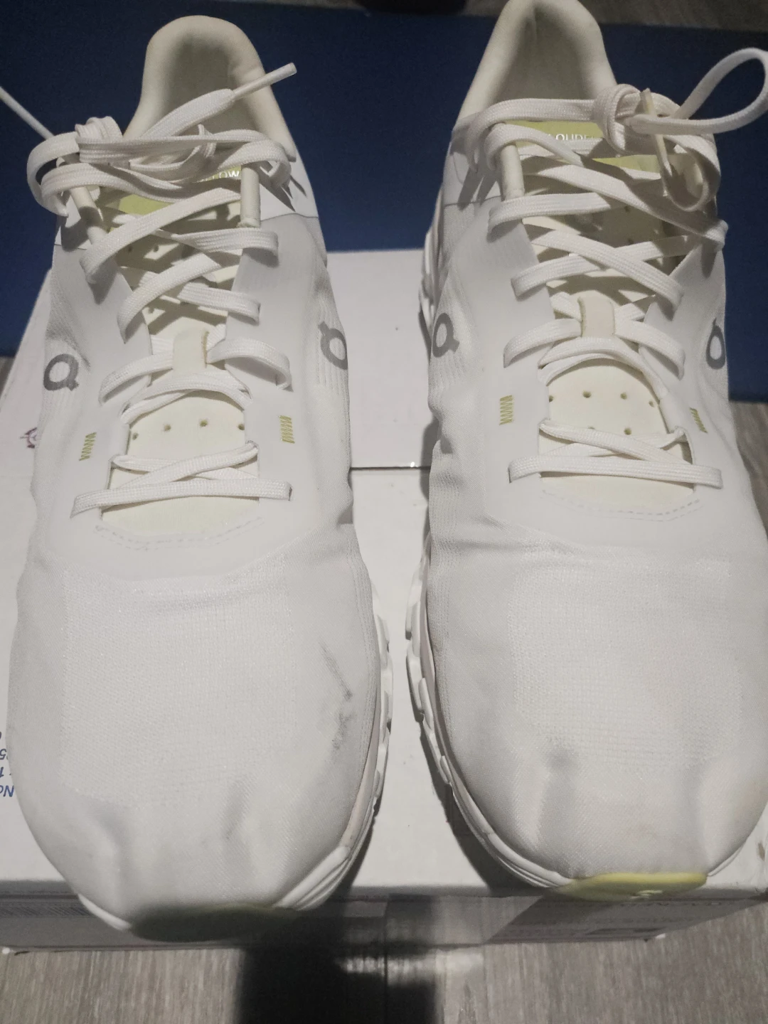 On Cloud 5 Running Shoes