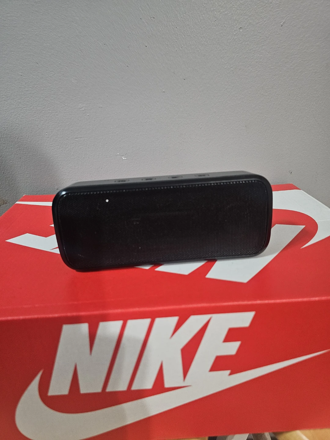 Insignia Portable Bluetooth Speaker